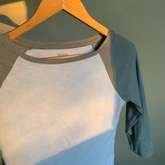 ⚾️ Baseball T - Army Green and Cream ⚾️ - Picture 3 of 5